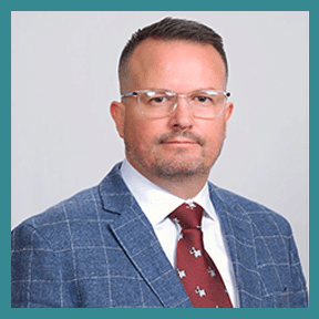 Headshot of Alan Gonzalez Cota, M.D.